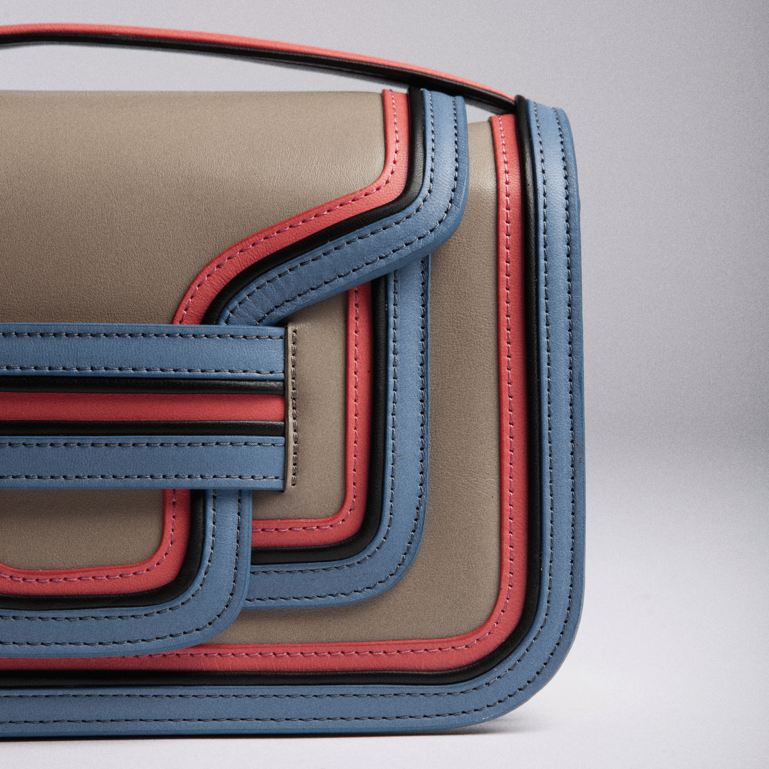 コレクション – PIERRE HARDY ONLINE BOUTIQUE コレクション – PIERRE HARDY ONLINE BOUTIQUE