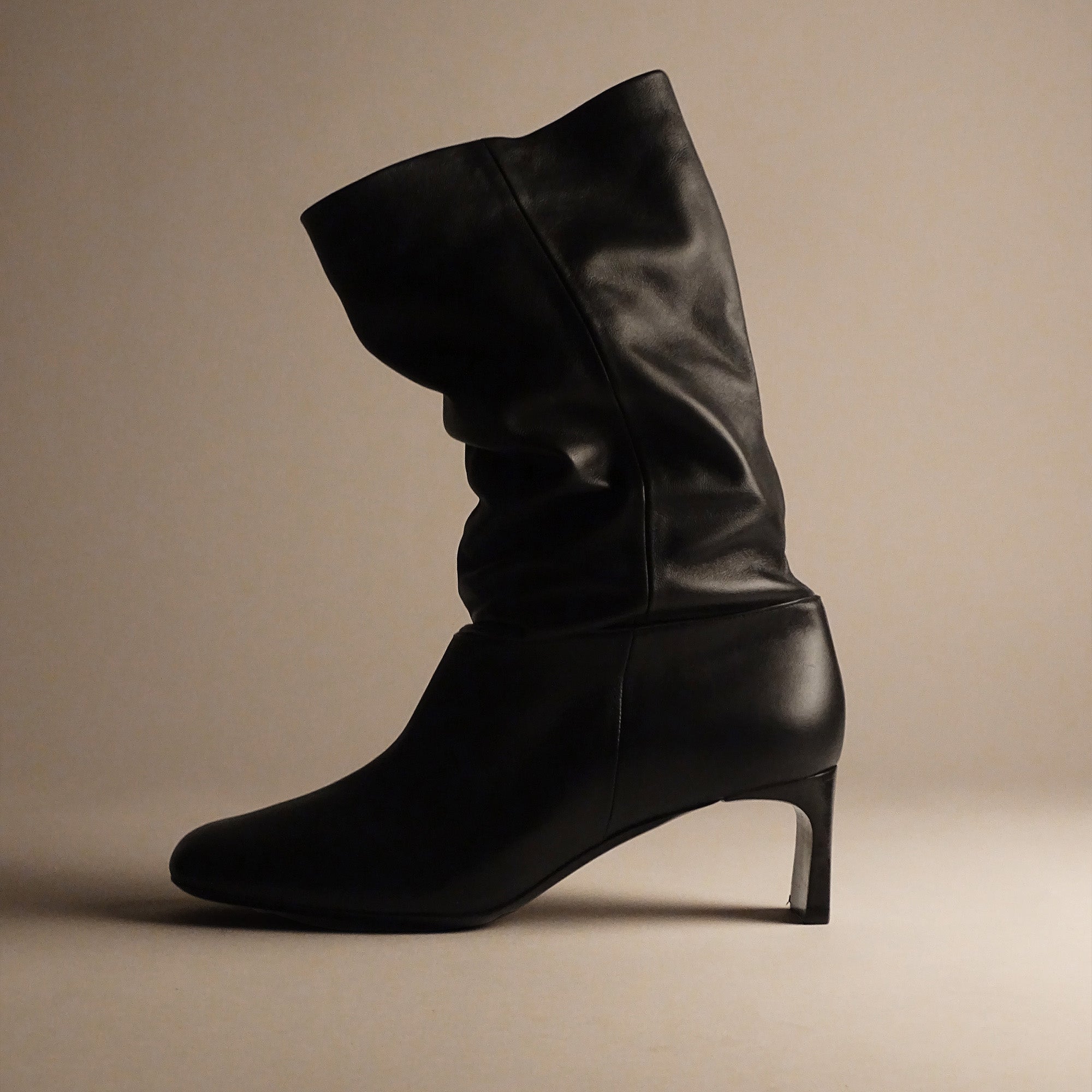 ウィメンズ ブーツ – PIERRE HARDY ONLINE BOUTIQUE