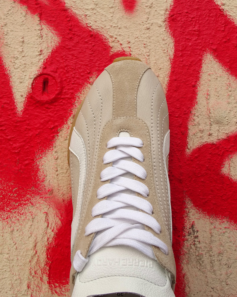 新しいシューズ