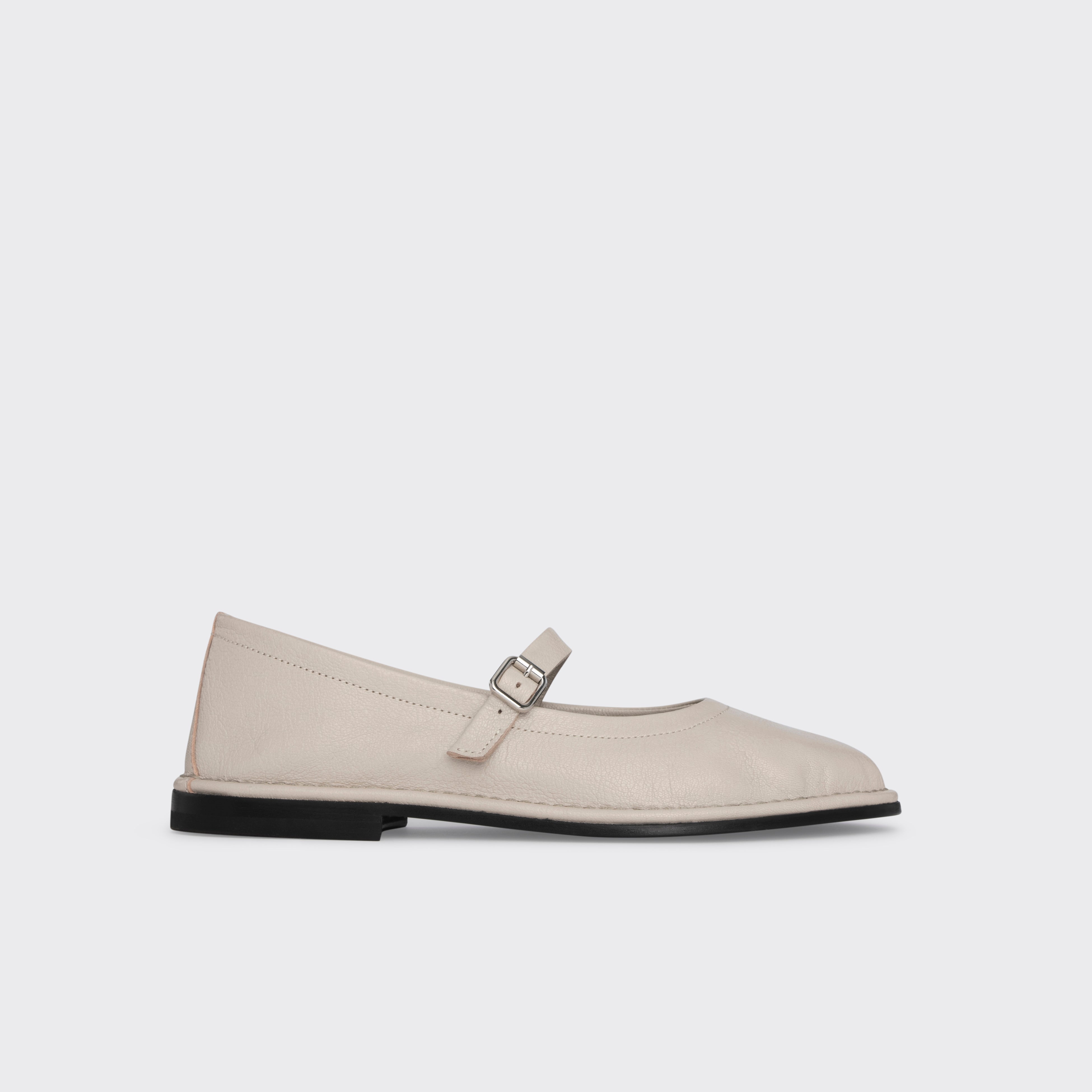 files/ACF01_GRAIN_KID_OFF_WHITE_Pierre_Hardy_01.jpg