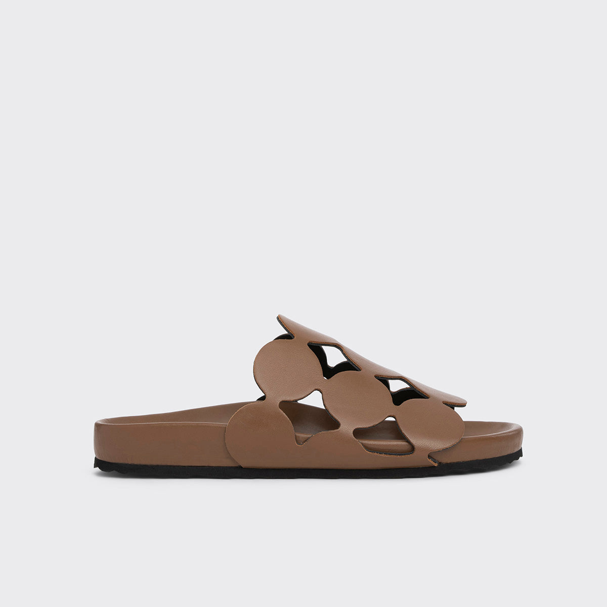 files/ACN01_CALF_CAMEL_Pierre_Hardy_01.jpg
