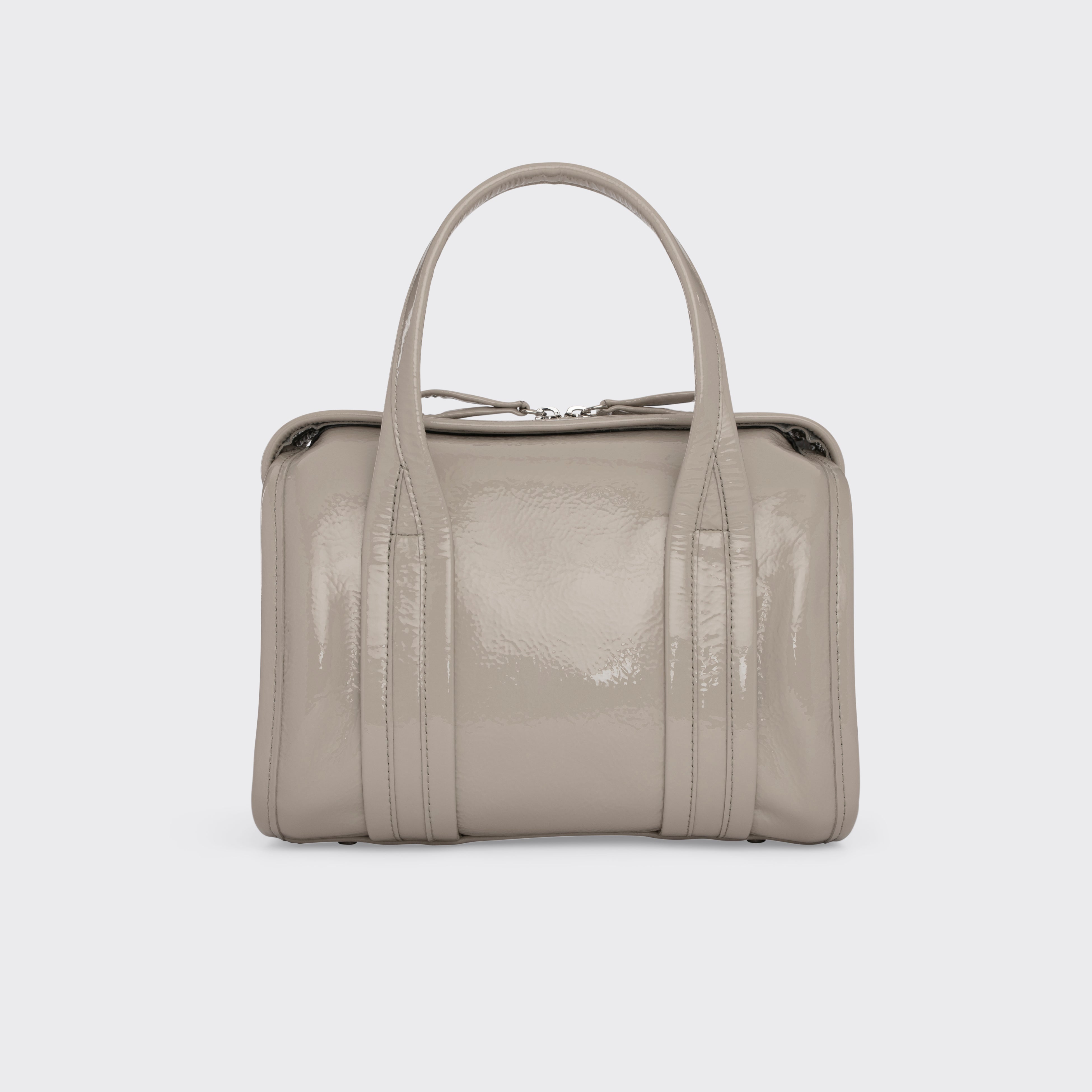 ADV06_SHINY_CALF_OFF_WHITE_Pie