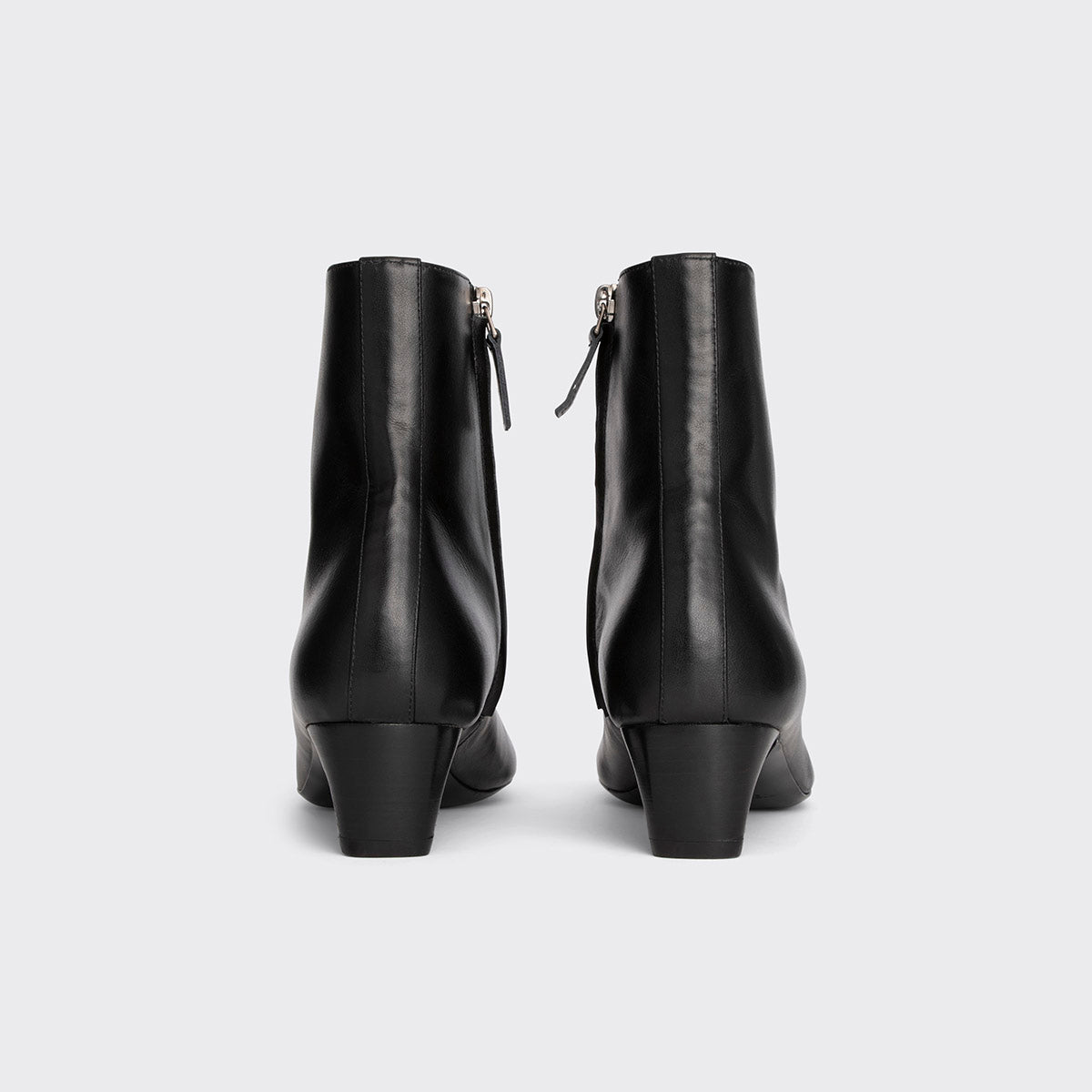 PIERRE HARDY ブラックオープントゥブーティ SHOES