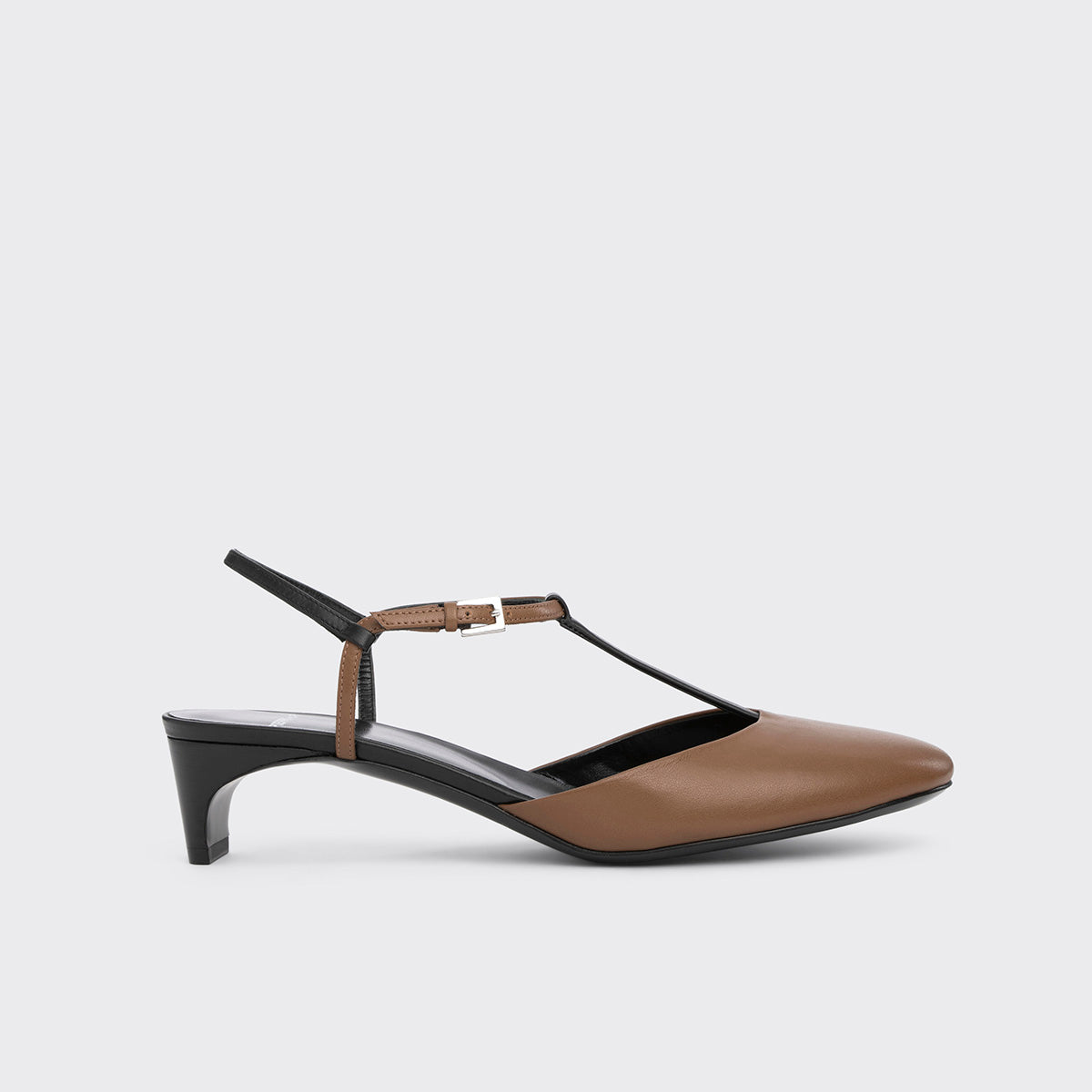 files/AHC2_CALF_CAMEL_BLACK_Pierre_Hardy_01.jpg