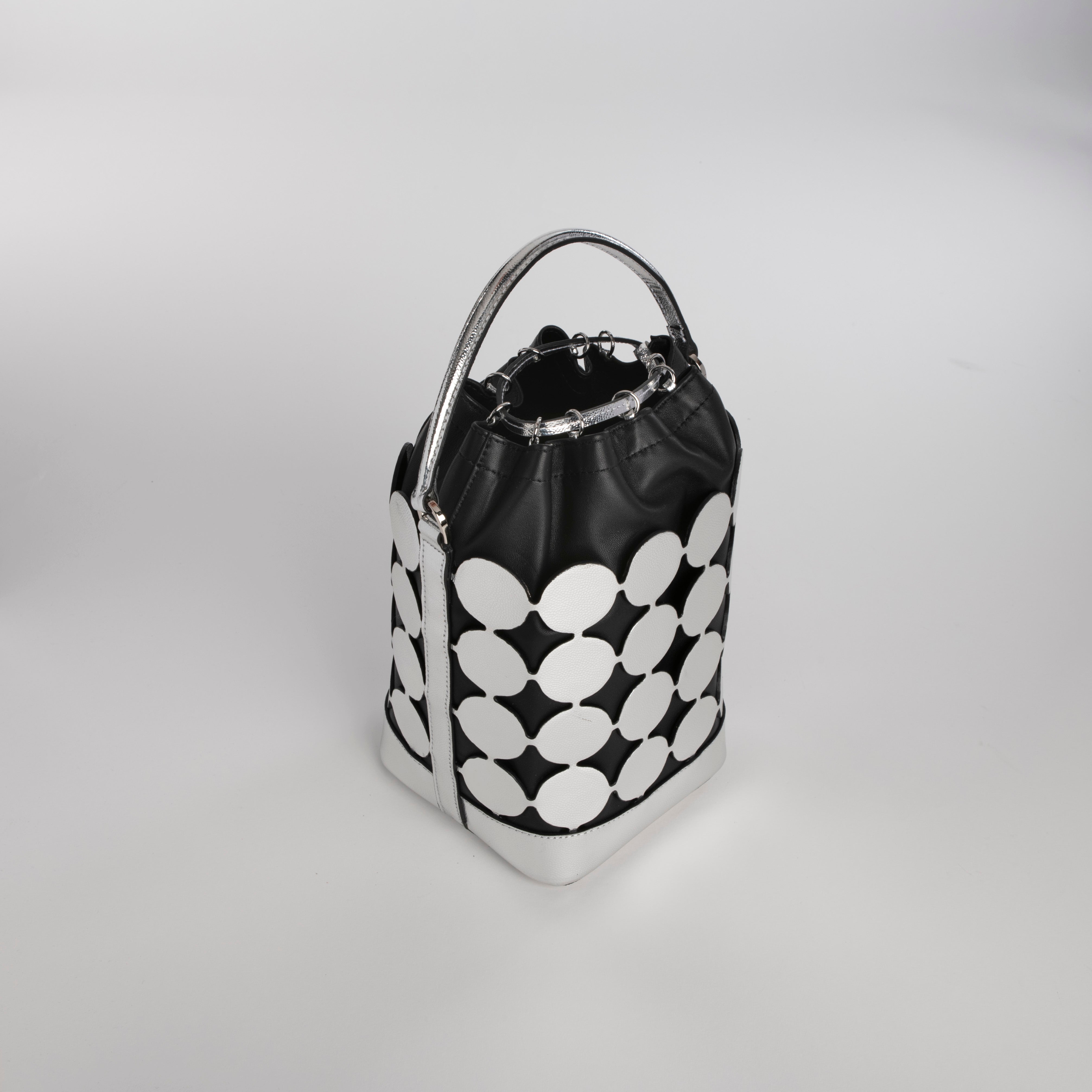 ビュル バケットバッグ – PIERRE HARDY ONLINE BOUTIQUE