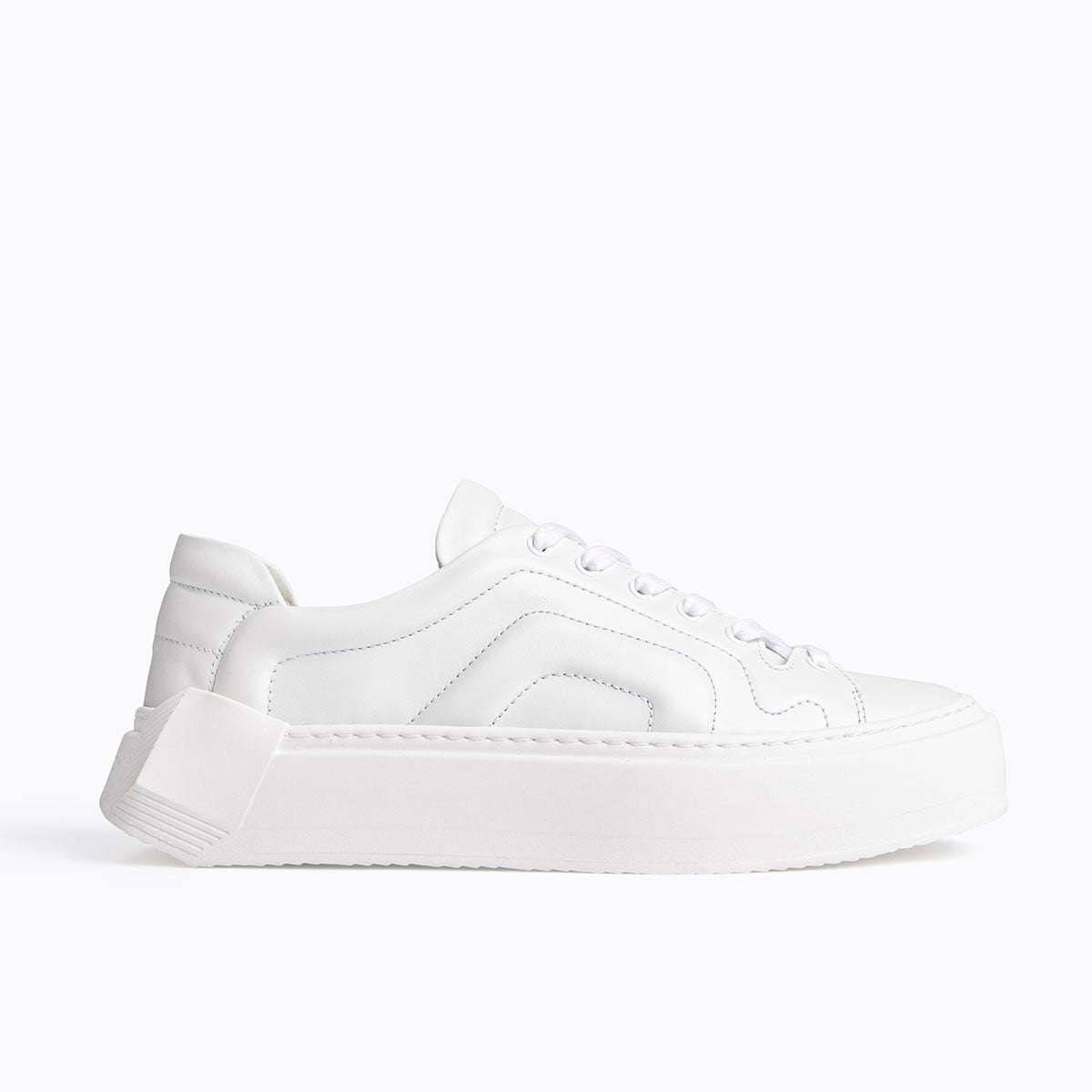 products/AAX03_CALF_WHITE_Pierre_Hardy_01.jpg